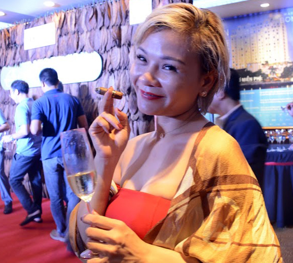 Ước gì CIGAR khắc chế được virus Corona