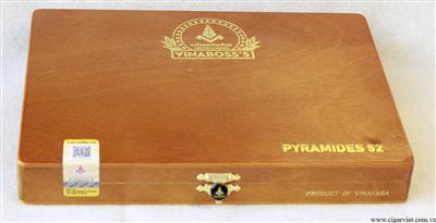 Cigar Vinaboss Pyramides 52 đầu nhọn ( hộp gỗ màu vàng )