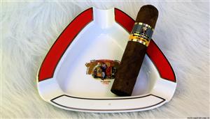 CIGAR VIET chuyên bán buôn, bán lẻ các loại gạt tàn cigar COHIBA tại hà nội